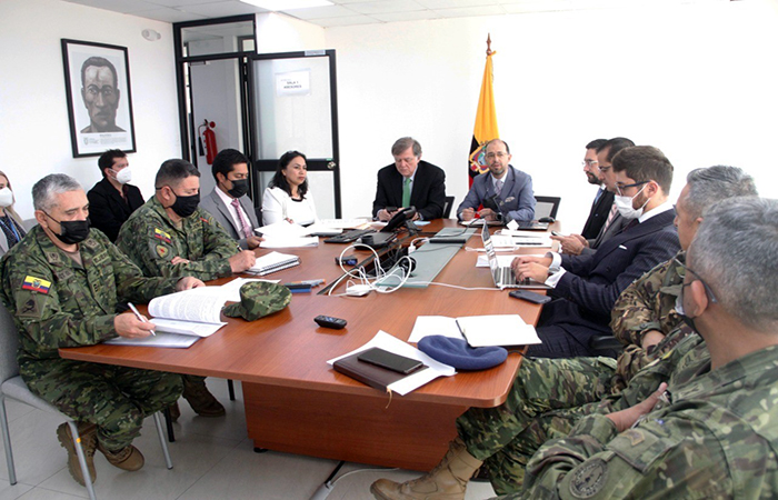 gobierno-nacional-trabaja-en-un-plan-de-seguridad-para-fortalecer-al-sector-minero-ecuador221.com_.ec_ Gobierno Nacional trabaja en un plan de seguridad para fortalecer al sector minero