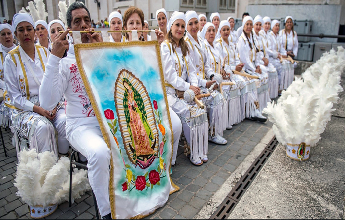 guadalupe-la-madre-que-calma-ecuador221.com_.ec_ Guadalupe: La Madre que calma