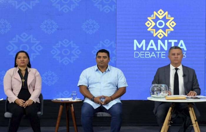 candidatos-para-alcaldias-de-chone-manta-duran-y-milagro-participaron-en-el-debate-del-cne-ecuador221.com_.ec_ Candidatos para alcaldías de Chone, Manta, Durán y Milagro participaron en el debate del CNE