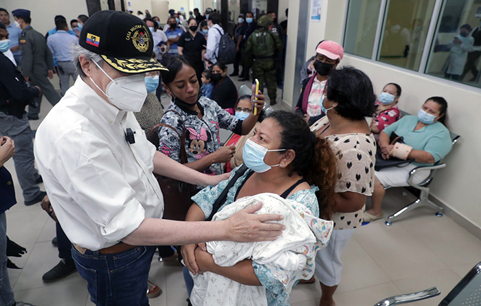 presidente-lasso-evaluo-servicios-en-el-hospital-monte-sinai-ecuador221.com_.ec_ Presidente Lasso evaluó servicios en el hospital Monte Sinaí