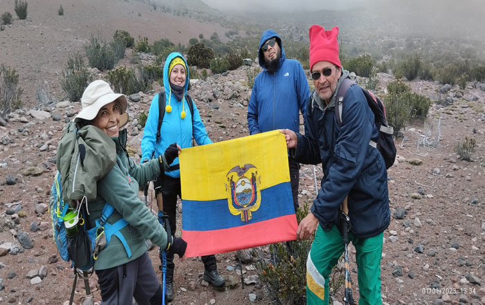 la-integral-de-la-virgen-en-el-nevado-chimborazo-ecuador221.com_.ec_ La integral de la Virgen, en el nevado Chimborazo