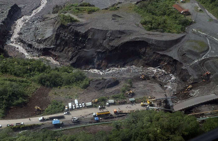 ecuador 221 petroecuador-inicia-el-apagado-progresivo-de-pozos-petroleros-tras-caida-de-puente-en-napo-ecuador221.com_.ec_ Petroecuador inicia el apagado progresivo de pozos petroleros tras caída de puente en Napo