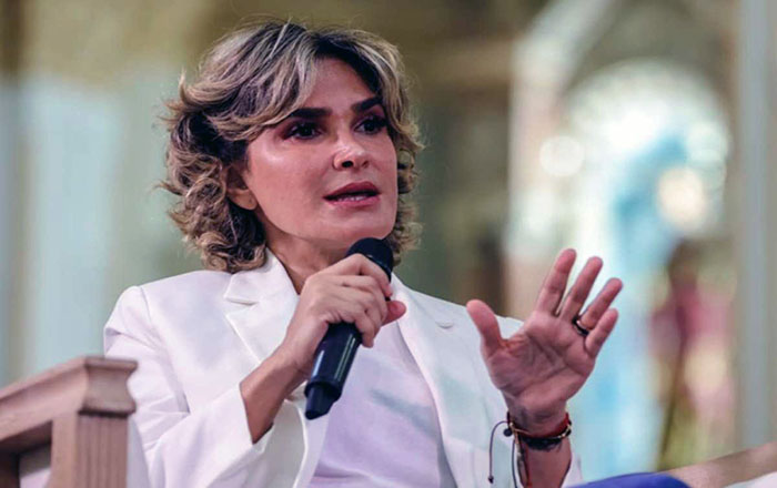 cynthia-viteri-presento-denuncia-en-fiscalia-por-paro-de-buses-ecuador221.com_.ec_ Cynthia Viteri presentó denuncia en Fiscalía por paro de buses