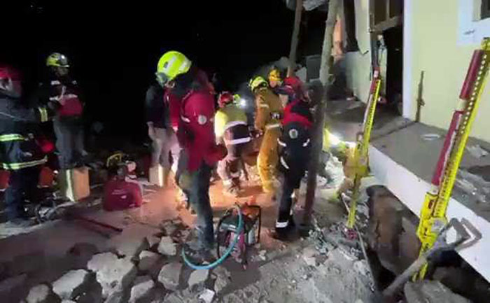 la-cifra-de-fallecidos-en-alausi-subio-a-21-y-los-desaparecidos-a-72-ecuador221.com_.ec_ La cifra de fallecidos en Alausí subió a 21 y los desaparecidos a 72