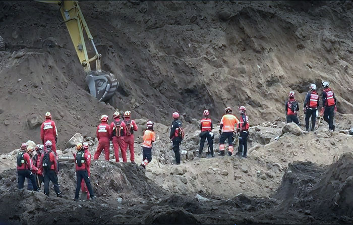 deslave-en-alausi-asciende-a-28-la-cifra-de-fallecidos-ecuador221.com_.ec_ Deslave en Alausí: asciende a 28 la cifra de fallecidos