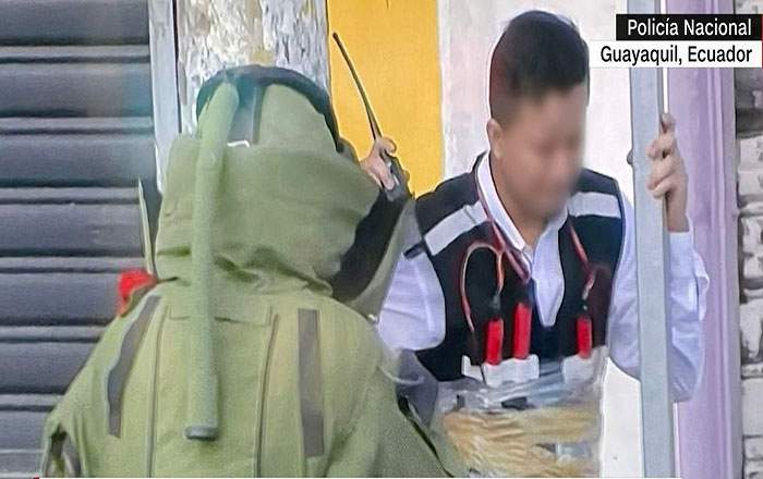 ecuador 221 el-hombre-bomba-ecuador221.com_.ec- El hombre bomba