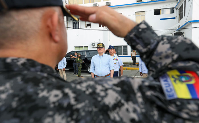 presidente-lasso-autoriza-porte-de-armas-para-defensa-personal-ecuador221.com_.ec- Presidente Lasso autoriza porte de armas para defensa personal