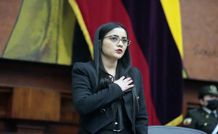 1viviana-veloz-fue-designada-como-primera-vocal-del-consejo-de-administracion-legislativa-ecuador221.com_.ec_ Viviana Veloz fue designada como primera vocal del Consejo de Administración Legislativa