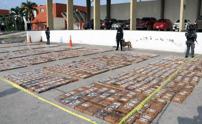 policia-decomisa-29-toneladas-de-cocaina-en-puerto-privado-de-guayaquil-ecuador221.com_.ec_ Policía decomisa 2,9 toneladas de cocaína en puerto privado de Guayaquil