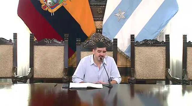 aquiles-alvarez-esto-no-es-persecucion-vamos-a-informar-como-recibimos-el-municipio-ecuador221.com_.ec_ Aquiles Alvarez: “Esto no es persecución. Vamos a informar cómo recibimos el Municipio”