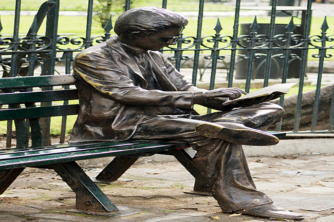 nacimiento-de-medardo-angel-silva-se-conmemoro-en-parque-seminario-ecuador221.com_.ec_ Nacimiento de Medardo Ángel Silva se conmemoró en Parque Seminario