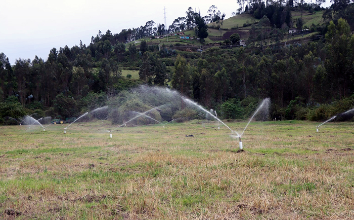 productores-de-loja-recibieron-titulos-de-tierra-creditos-e-insumos-ecuador221.com_.ec_ Productores de Loja recibieron títulos de tierra, créditos e insumos