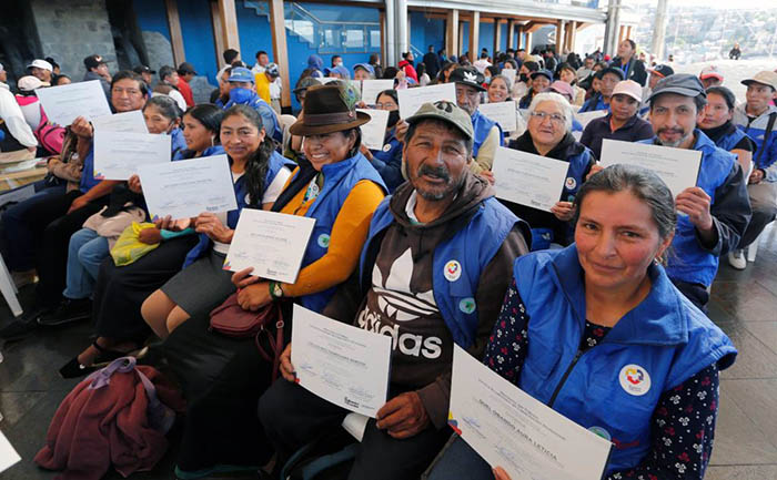 ecuador 221 recicladores-de-pichincha-y-guayas-alcanzaron-una-certificacion-por-competencias-laborales-ecuador221.com_.ec_ Recicladores de Pichincha y Guayas alcanzaron una certificación por competencias laborales