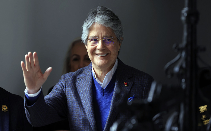 revelan-un-pago-de-250000-dolares-en-eeuu-para-cuidar-la-imagen-de-lasso-durante-su-juicio-politico-ecuador221.com_.ec_ Revelan un pago de 250.000 dólares en EE.UU. para cuidar la imagen de Lasso durante su juicio político