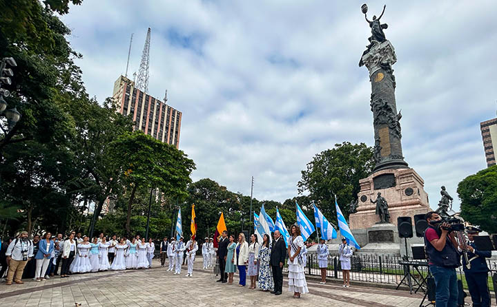 con-el-pregon-civico-arrancaron-las-fiestas-julianas-ecuador221.com_.ec_ Con el Pregón Cívico arrancaron las Fiestas Julianas