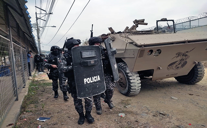 detonaciones-de-explosivos-en-la-penitenciaria-fueron-controladas-ecuador221.com_.ec_ Detonaciones de explosivos en la Penitenciaría fueron controladas