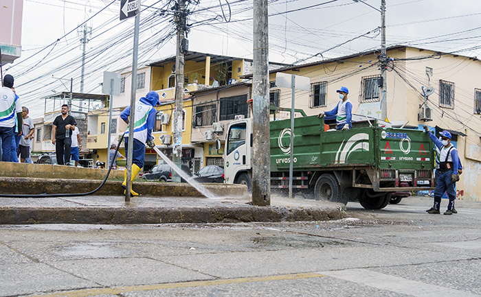 ejecutan-operativo-de-limpieza-en-la-martha-de-roldos-y-mapasingue-este-ecuador221.com_.ec_ Ejecutan operativo de limpieza en Martha de Roldós y Mapasingue Este