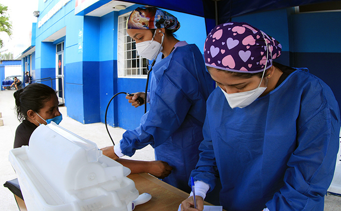 guayaquil-activa-ocho-brigadas-medicas-de-respuesta-rapida-para-enfrentar-fenomeno-el-nino-ecuador221.com_.ec_ Guayaquil activa ocho brigadas médicas de respuesta rápida para enfrentar Fenómeno El Niño