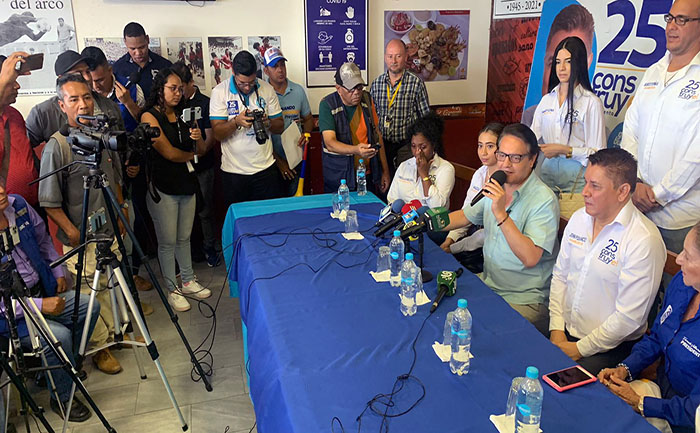 ecuador 221 nunca-pactaremos-con-las-mafias-afirmo-villavicencio-en-esmeraldas-ecuador221.com_.ec_ “Nunca pactaremos con las mafias”, afirmó Villavicencio en Esmeraldas