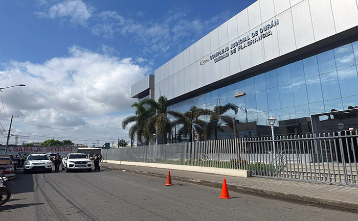 reportan-amenaza-de-bomba-en-el-complejo-judicial-de-duran-ecuador221.com_.ec_ Reportan amenaza de bomba en el Complejo Judicial de Durán