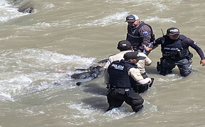 un-policia-fue-asesinado-y-arrojado-al-rio-calera-en-el-oro-ecuador221.com_.ec_ Un policía fue asesinado y arrojado al río Calera en El Oro