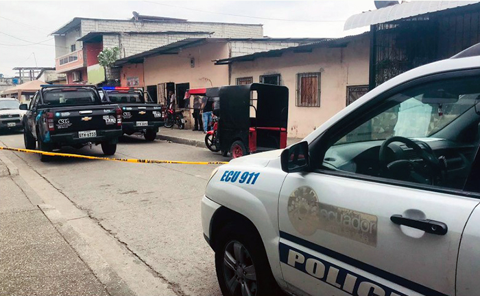 ecuador 221 balacera-en-velorio-en-guayaquil-deja-tres-muertos-y-dos-heridos-ecuador221.com_.ec_ Balacera en velorio en Guayaquil deja tres muertos y dos heridos