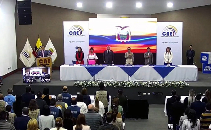 ecuador 221 cne-587-personas-se-beneficiaran-del-voto-en-casa-ecuador221.com_.ec_ CNE: 587 personas se beneficiarán del voto en casa