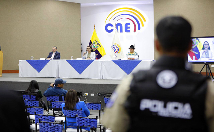 cne-pedira-al-gobierno-adelantar-el-resguardo-militar-en-los-recintos-electorales-ecuador221.com_.ec_ CNE pedirá al Gobierno adelantar el resguardo militar en los recintos electorales