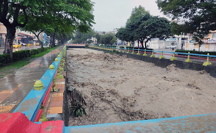 ecuador 221 fenomeno-de-el-nino-se-encuentra-en-rango-activo-en-ecuador-ecuador221.com_.ec_ Fenómeno de El Niño se encuentra en rango activo en Ecuador