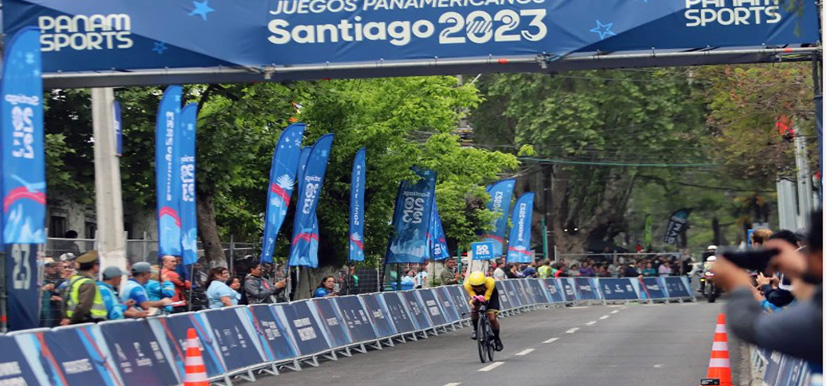 Richard-Carapaz-segundo-en-prueba-contrareloj Ciclismo y Taekwondo dan primeras medallas en Santiago 2023