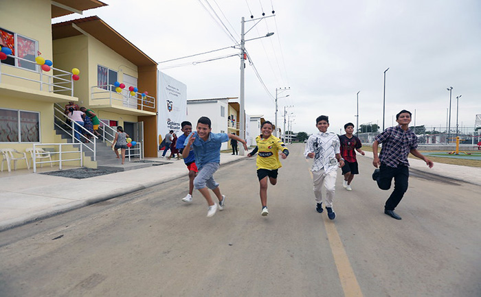 el-gobierno-del-ecuador-entrego-300-casas-en-naranjito-ecuador221.com_.ec_ El Gobierno del Ecuador entregó 300 casas en Naranjito