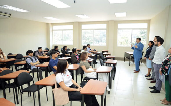 La Universidad De Guayaquil Inició Nuevo Ciclo Académico Ecuador 221 1053