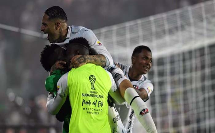 liga-de-quito-quintuple-campeon-de-la-copa-sudamericana-ecuador221.com_.ec_ Liga de Quito, quíntuple campeón de la copa Sudamericana