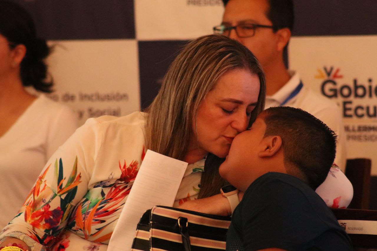 adopciones-mies-1 MIES desarrolló el V Encuentro Nacional de la Red de Familias Adoptivas del Ecuador