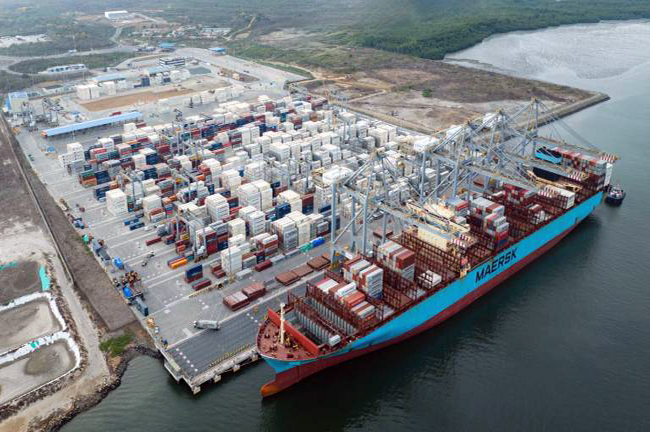 maersk-oficializa-su-primera-recalada-en-puerto-de-posorja-ecuador221.com_.ec_ Maersk oficializa su primera recalada en puerto de Posorja