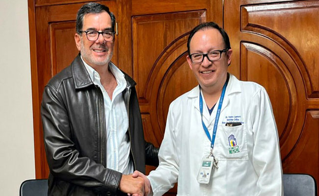 renuncio-el-gerente-del-hospital-carlos-andrade-marin-del-iess-ecuador221.com_.ec_ Renunció el gerente del Hospital Carlos Andrade Marín del IESS