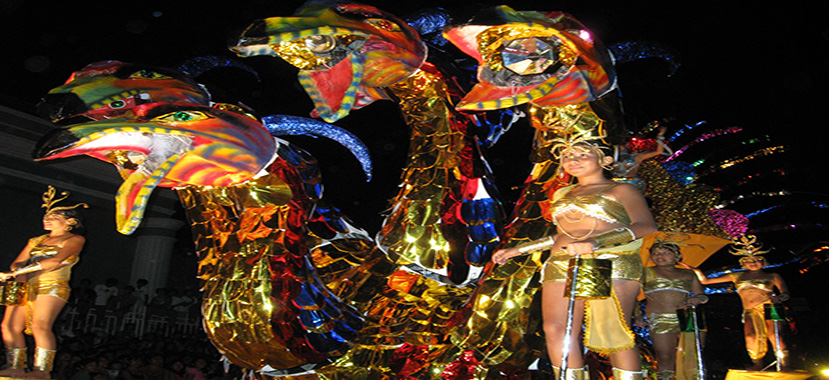 Carnaval-de-Catacaos-Corso Vive la magia de los coloridos carnavales en las regiones del norte del Perú