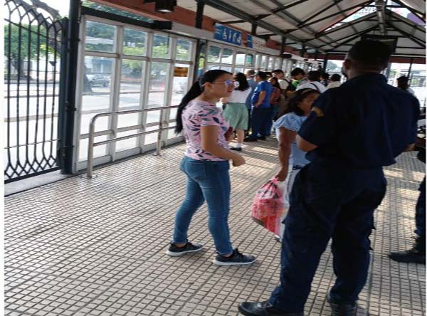 sistema-metrovia-terminal-de-la-25-de-julio-cerro-por-tres-horas-ecuador221.com_.ec_ Sistema Metrovía: Terminal de la 25 de julio cerró por tres horas