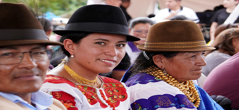 Sangolqui-casas-violeta Daniel Noboa: “La fuerza ha cambiado de color. Hoy la fuerza es color violeta”