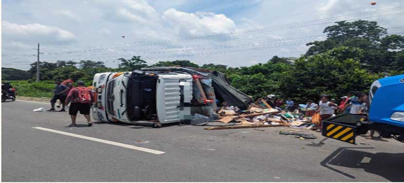 ecuador 221 multiple-accidente-de-transito Ocho personas heridas en siniestro de tránsito en vía Durán-Boliche