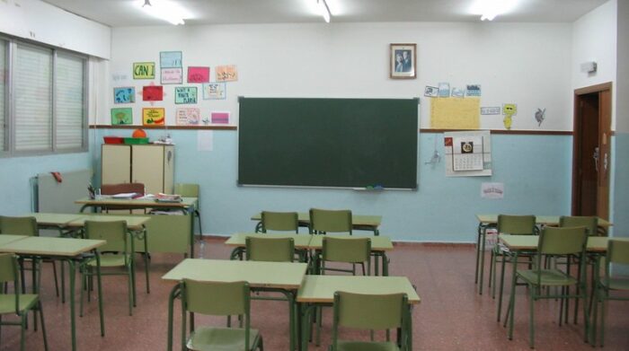 Postergan inicio de clases en la costa