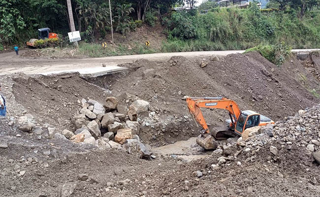 mtop-culmino-los-trabajos-de-cimentacion-de-la-via-pallatanga-cumanda-ecuador221.com_.ec_ MTOP culminó los trabajos de cimentación de la vía Pallatanga-Cumandá