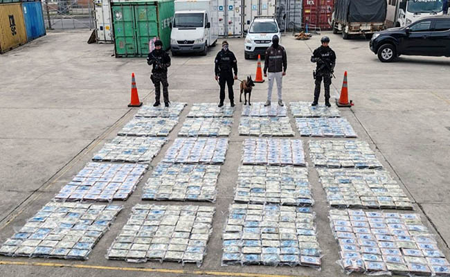 policia-incauta-una-tonelada-de-cocaina-oculta-en-contenedor-con-cacao-ecuador221.com_.ec_ Policía incauta una tonelada de cocaína oculta en contenedor con cacao