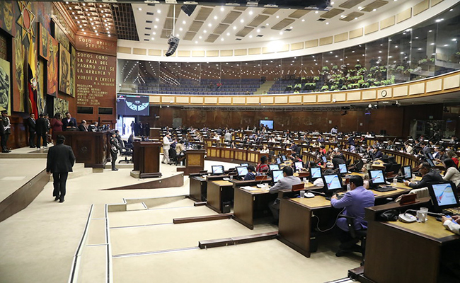 tramitan-en-primer-debate-los-requisitos-para-ser-asambleista-ecuador221.com_.ec_ Tramita en primer debate los requisitos para ser asambleísta