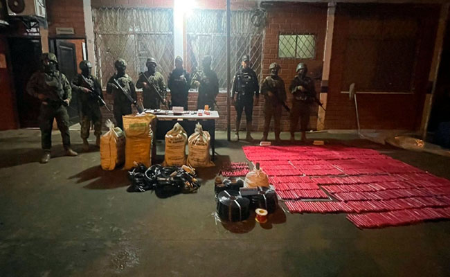 explosivosa y armas