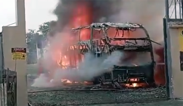 chofer-muere-incinerado-en-ataque-en-huaquillas.ecuador221.com_.ec_ Chofer muere incinerado en ataque en Huaquillas