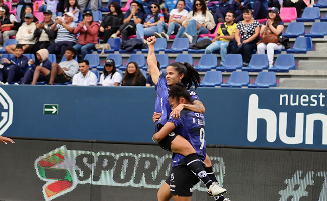 dragonas-idv-golea-a-barcelona-y-es-campeon-de-la-superliga-femenina-ecuador221.com_.ec_ Dragonas IDV golea a Barcelona y es campeón de la Superliga Femenina