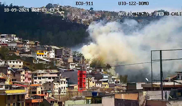 incendio-florestal-quito-san-roque.ecuador221.com_.ec_ Incendios forestales en San Roque, El Trébol y Guangopolo