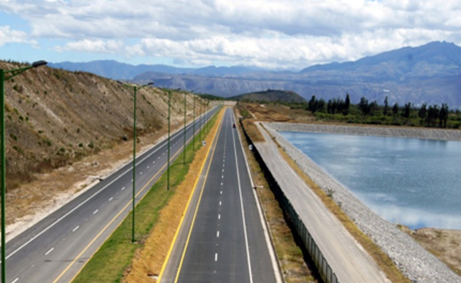 Piden usar ruta Collas para ir al aeropuerto