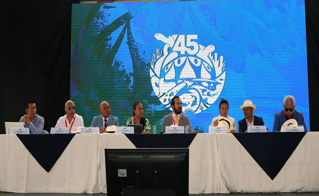 En Asamblea General de la AME destacaron firmas de convenios